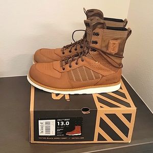 Viktos 1911 Boots Size 13